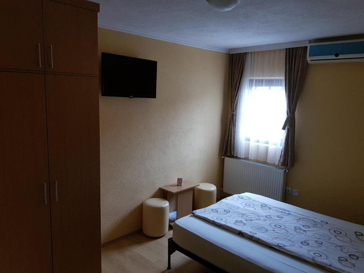 Etno Kuca Sa Konacistem Gocko Hotel Vrnjačka Banja Exterior foto